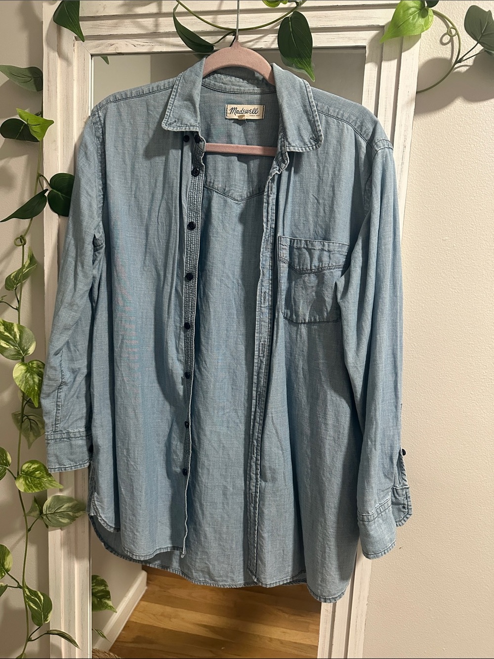 Madewell Women Light Wash Chambray Button-Up Shirt